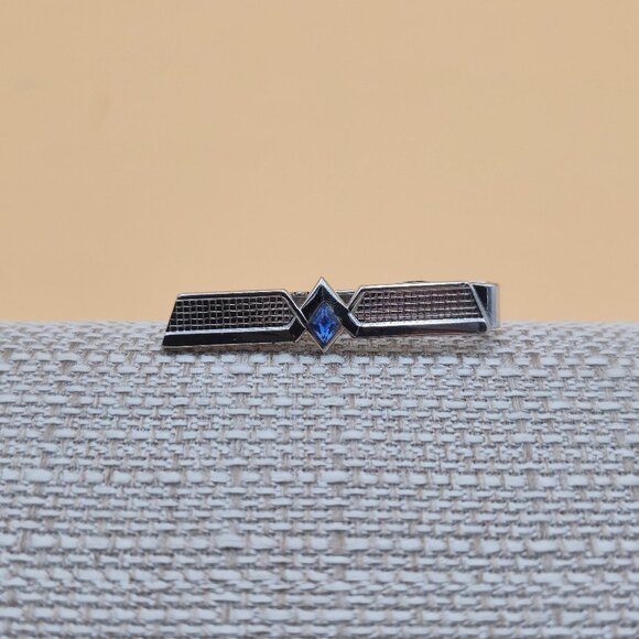 Blue Crystal Simple Pattern Tie Clip A5988 - Picture 1 of 7